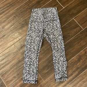 Lululemon Cropped Leggings